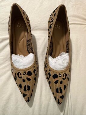 CushyBand Leopard Knit Pointed Flats in Tan and Black